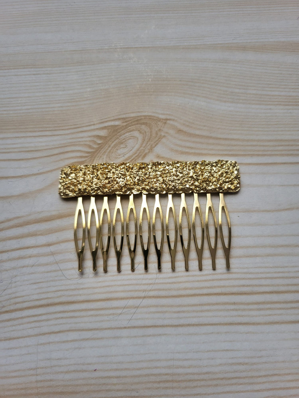 Peinecillo brocado oro